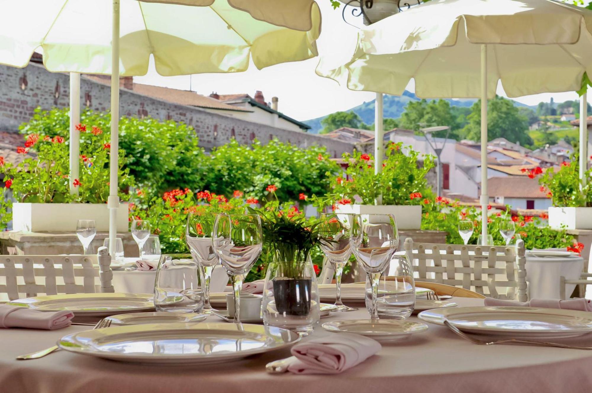 Hotel Des Pyrenees Saint-Jean-Pied-de-Port Buitenkant foto
